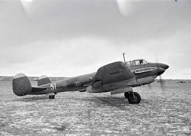 Petlyakov Pe-2