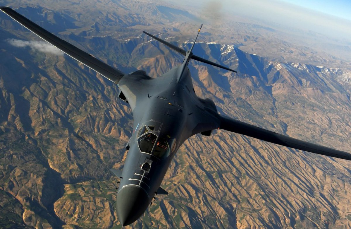 B-1B Lancer