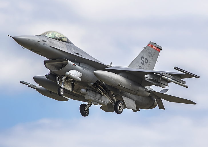 F-16